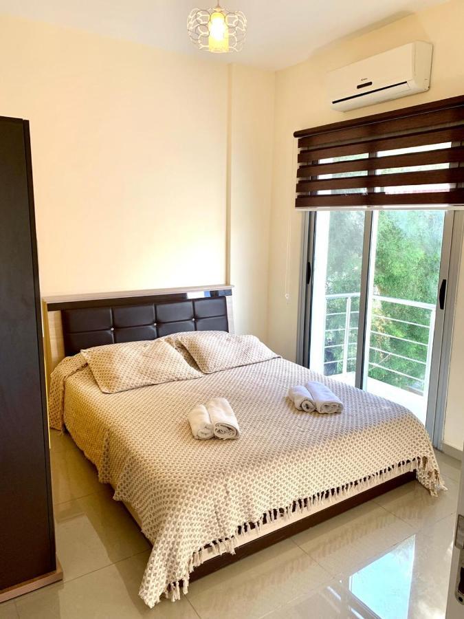Amazing Two-Bedroom Apartment In Residence Lukomorye D1 With Private Garden Karavas  Eksteriør billede